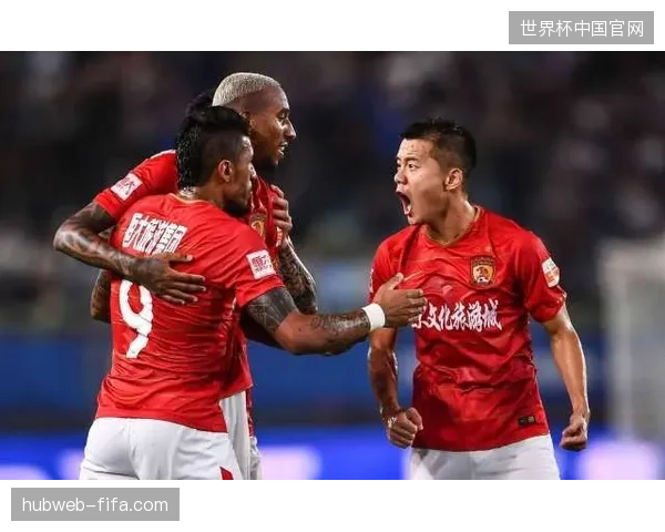 为何世界杯现场消费数据难以同步支撑线下快闪门店的铺货预期？
